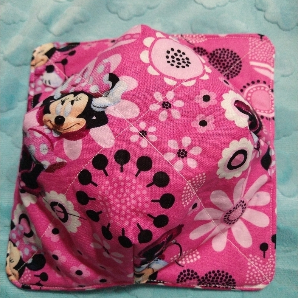 Minnie Mouse bowl cozy